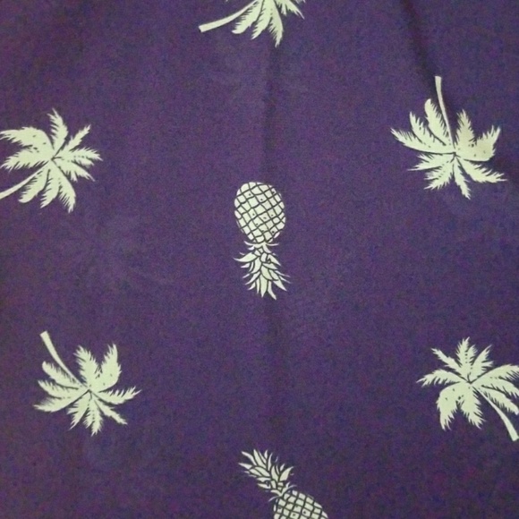 Mine. Blouse - Picture 3 of 3